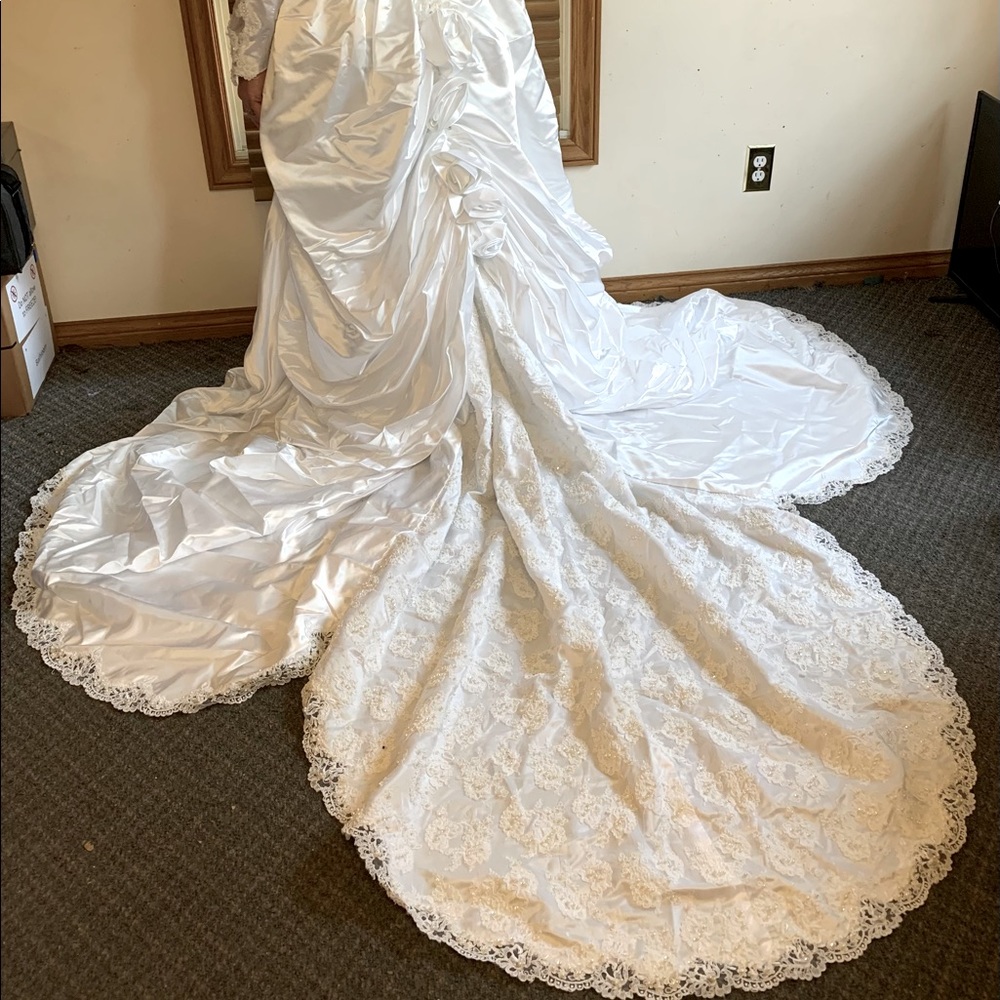 Size 8 Satin, beaded, and lace Wedding Dress